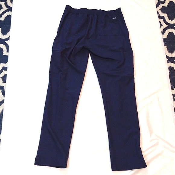 Adar Addition Go-Basic Scrub Set  Women - Size S - Picture 11 of 12